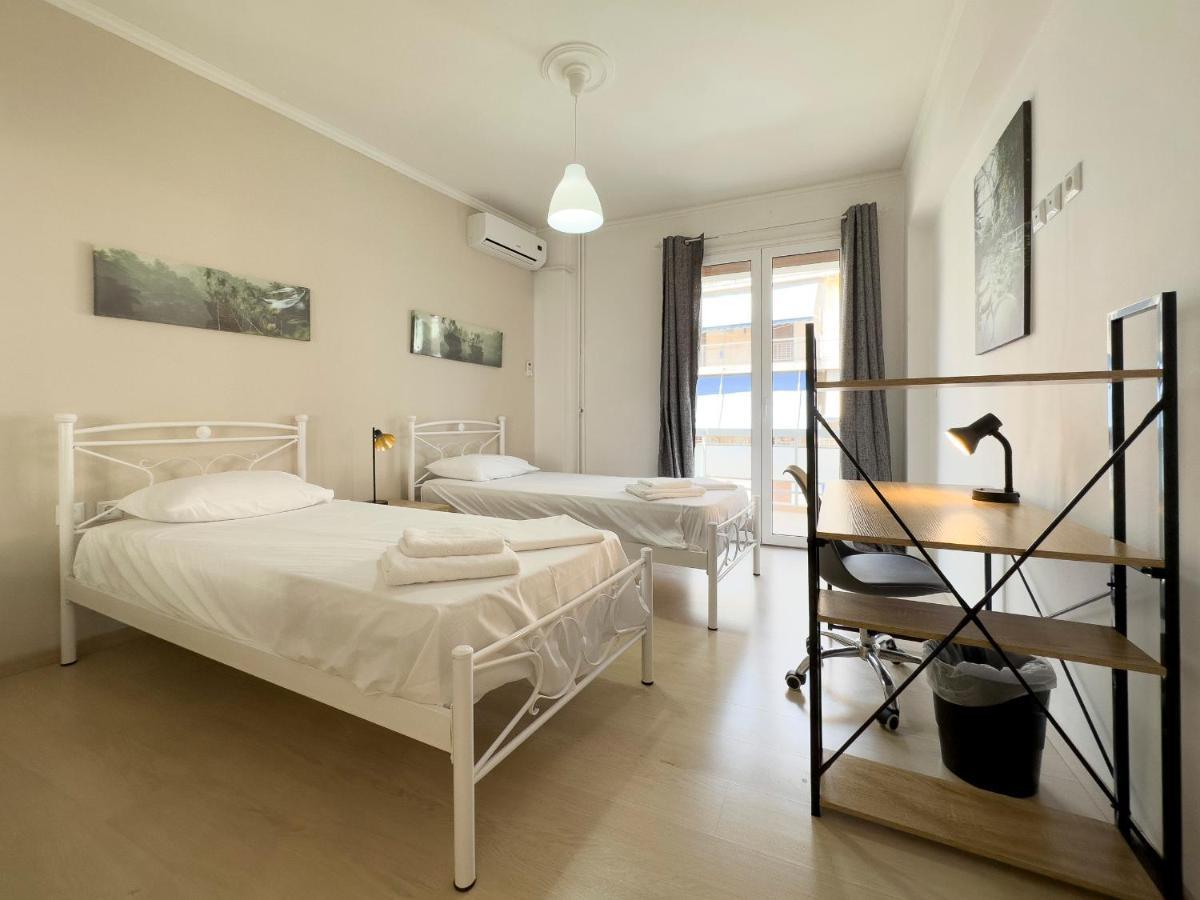 Mihail Voda Modern 55Sqm In Athens Apartment Exterior photo